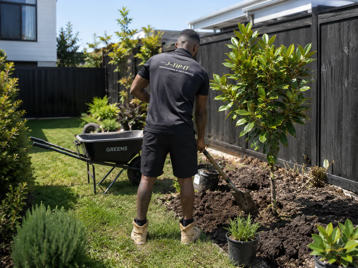 Landscaping & Earthworks